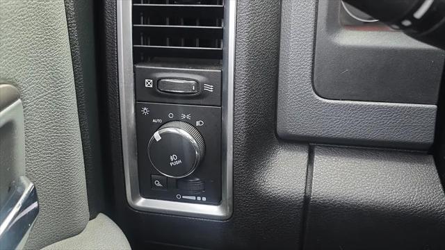 2016 Ram 1500 SLT