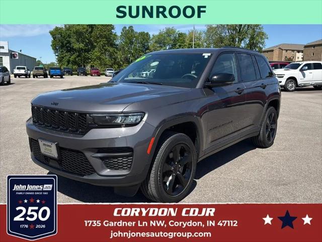 2023 Jeep Grand Cherokee Altitude 4x4 for sale in Corydon, IN