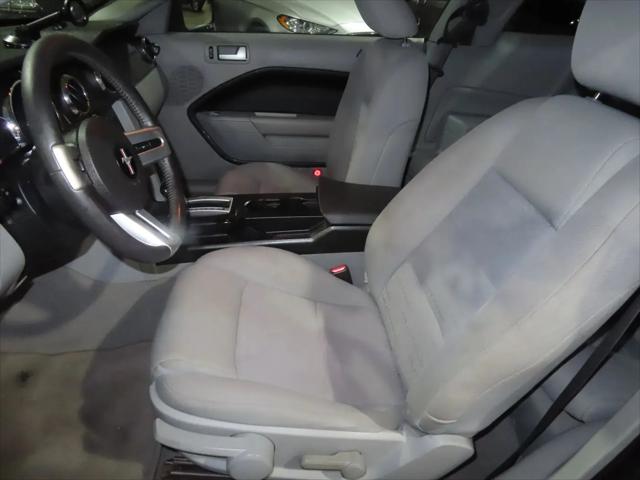 2009 Ford Mustang V6