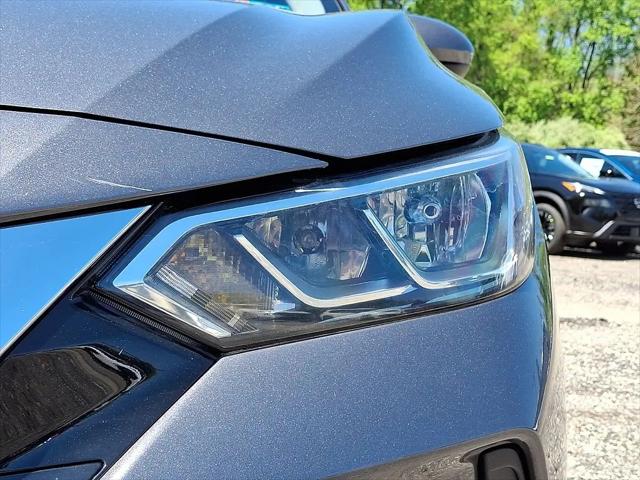 2023 Nissan Sentra SV Xtronic CVT