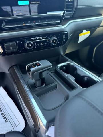 2026 Chevrolet Silverado 1500 4WD Crew Cab Short Bed RST