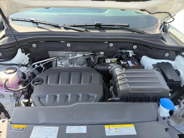 2026 Volkswagen Atlas SE with Technology