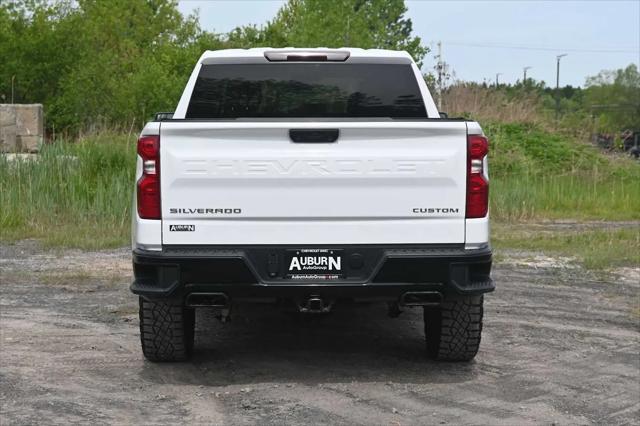 2023 Chevrolet Silverado 1500 4WD Crew Cab Short Bed Custom Trail Boss
