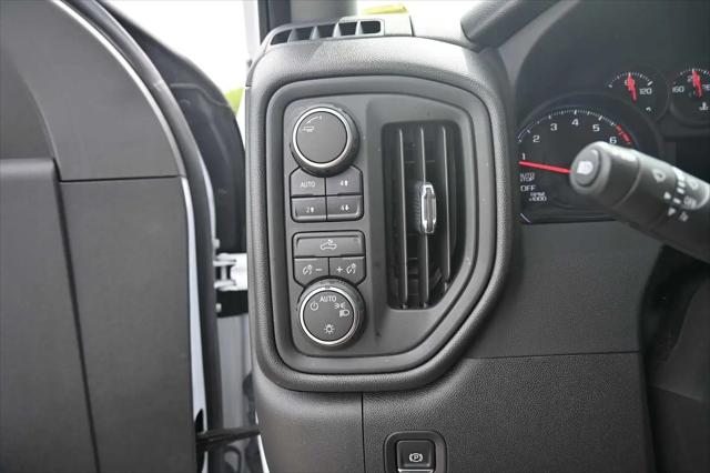 2023 Chevrolet Silverado 1500 4WD Crew Cab Short Bed Custom Trail Boss