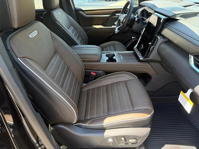 2026 GMC Acadia Denali Ultimate AWD
