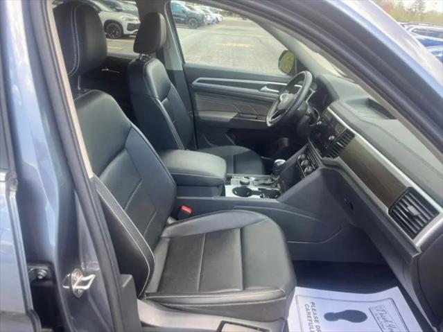 2022 Volkswagen Atlas 2.0T SE w/Technology