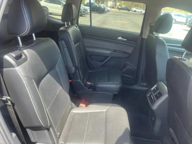 2022 Volkswagen Atlas 2.0T SE w/Technology