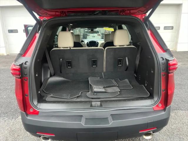 2023 Chevrolet Traverse AWD LT Leather