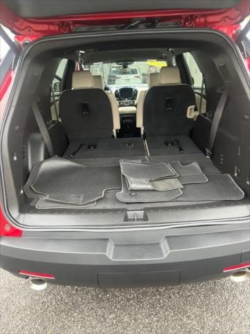 2023 Chevrolet Traverse AWD LT Leather