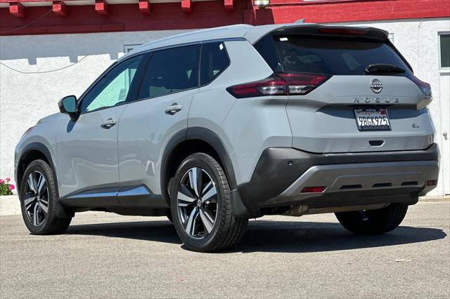 2022 Nissan Rogue SL FWD