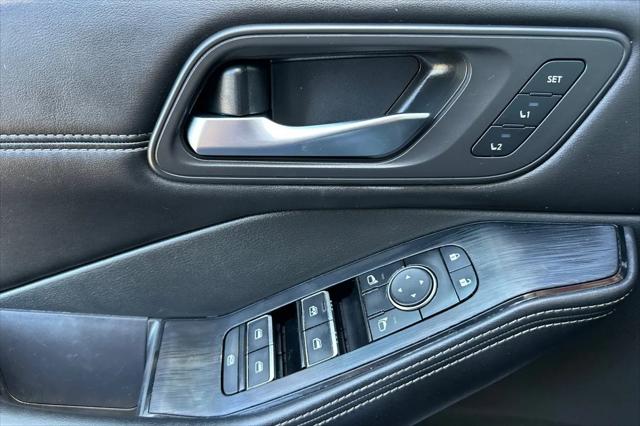 2022 Nissan Rogue SL FWD
