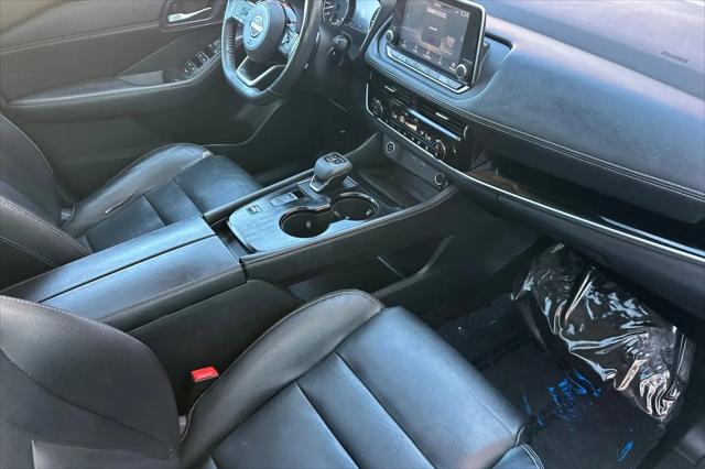 2022 Nissan Rogue SL FWD