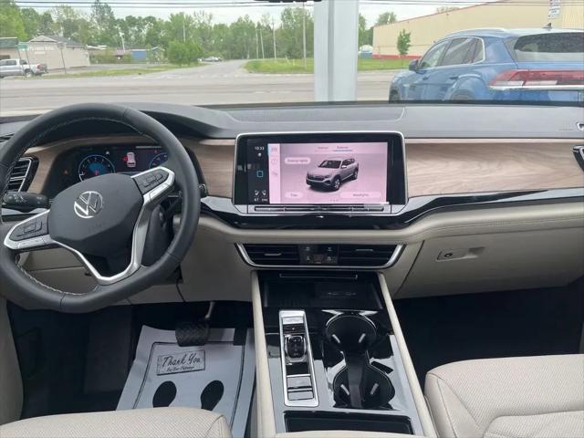 2026 Volkswagen Atlas SE with Technology
