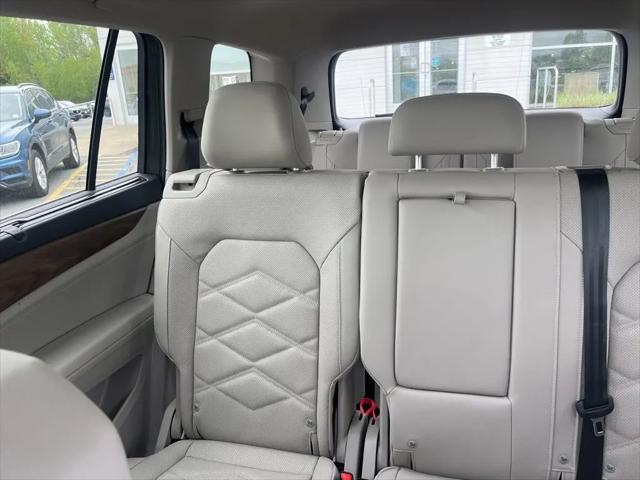 2026 Volkswagen Atlas SE with Technology