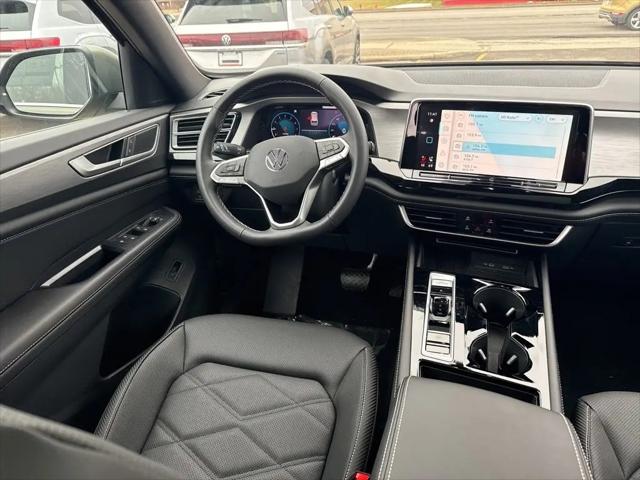 2026 Volkswagen Atlas Cross Sport SE with Technology