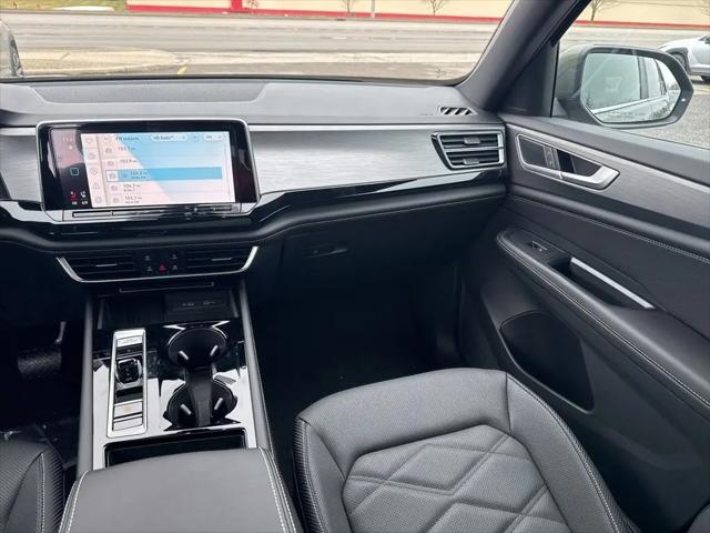 2026 Volkswagen Atlas Cross Sport SE with Technology