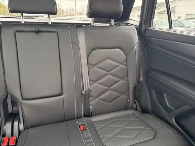 2026 Volkswagen Atlas Cross Sport SE with Technology