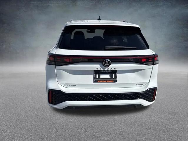 2026 Volkswagen Tiguan SEL R-Line Turbo
