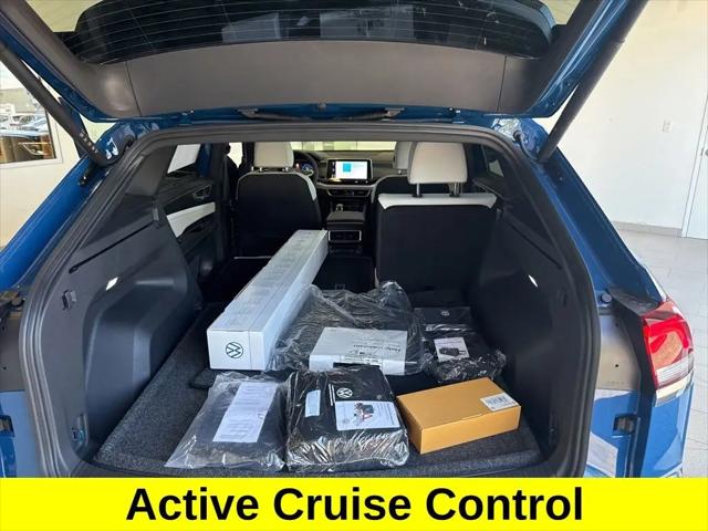 2026 Volkswagen Atlas Cross Sport SEL Premium R-Line