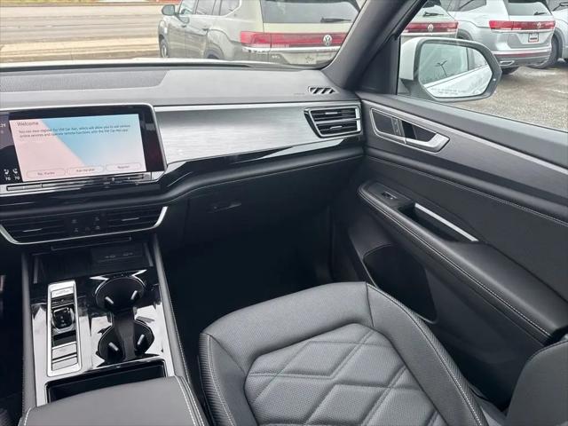 2026 Volkswagen Atlas Cross Sport SE with Technology