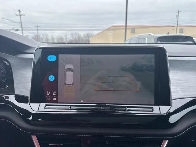 2026 Volkswagen Atlas Cross Sport SE with Technology