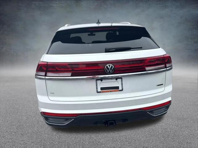 2026 Volkswagen Atlas Cross Sport SE with Technology
