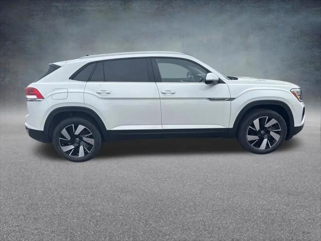 2026 Volkswagen Atlas Cross Sport SE with Technology