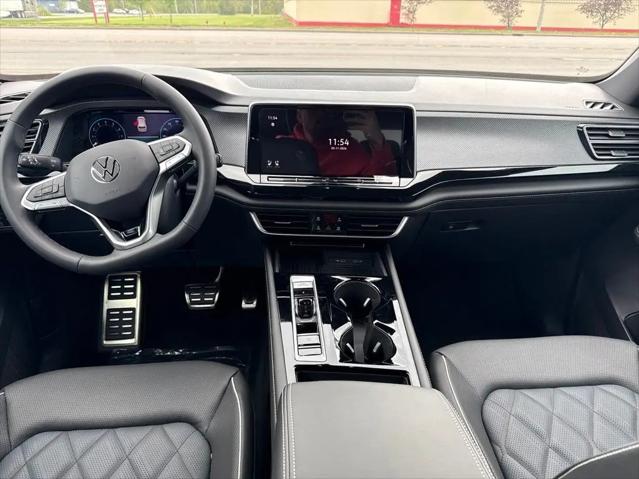2026 Volkswagen Atlas Cross Sport SEL Premium R-Line