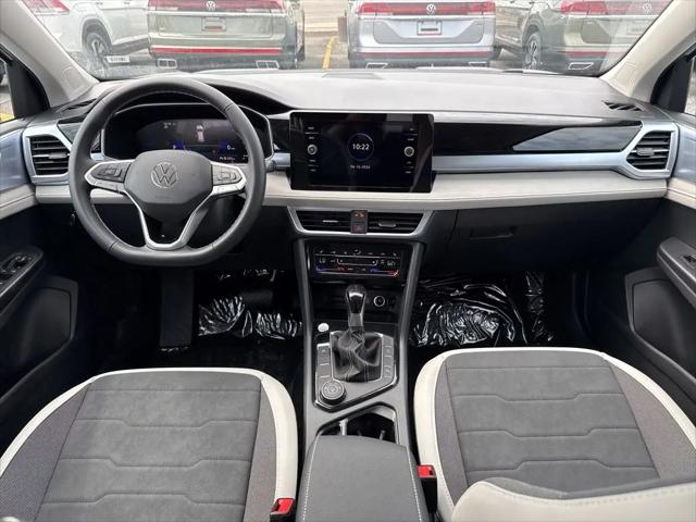 2026 Volkswagen Taos SE