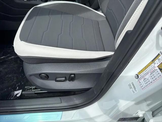 2026 Volkswagen Taos SE