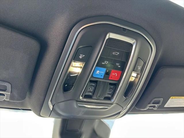 2025 Jeep Grand Cherokee L Laredo X 4x4