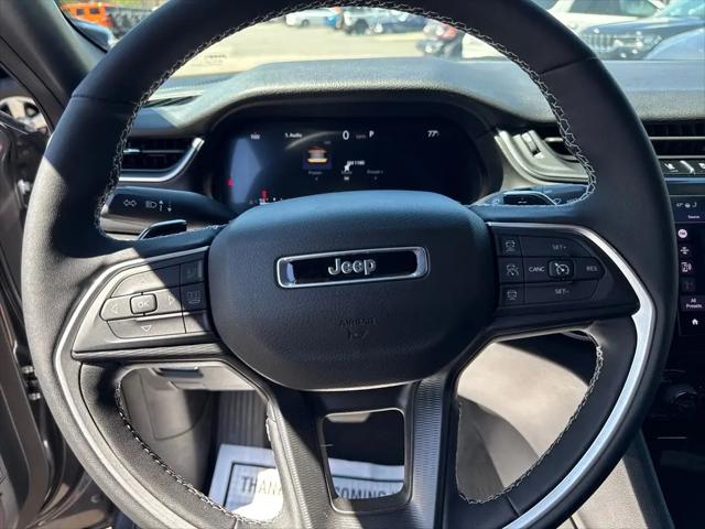 2025 Jeep Grand Cherokee L Laredo X 4x4
