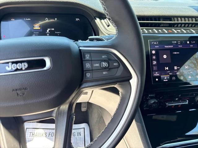 2025 Jeep Grand Cherokee L Laredo X 4x4