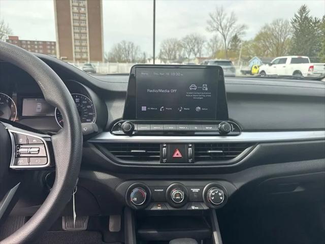 2022 Kia Forte LXS