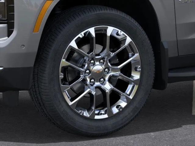 2026 Chevrolet Suburban LT, 4WD