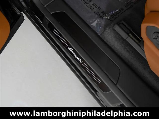 2025 Lamborghini Urus SE