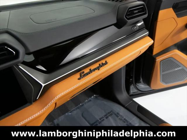 2025 Lamborghini Urus SE
