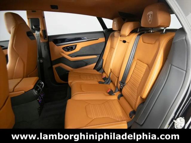 2025 Lamborghini Urus SE