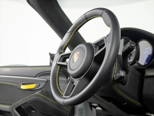 2025 Porsche 718 Spyder RS