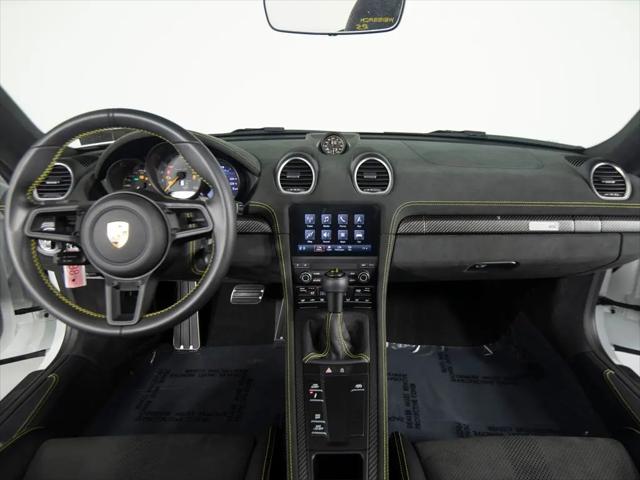 2025 Porsche 718 Spyder RS