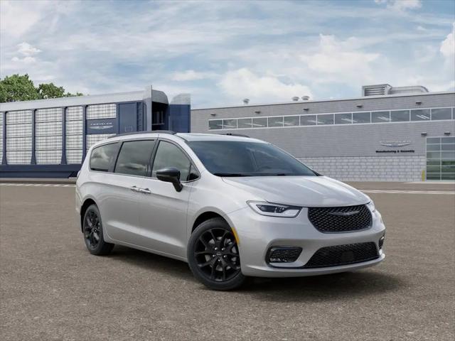 2026 Chrysler Pacifica Limited AWD