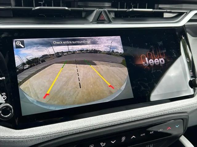 2026 Jeep Cherokee Laredo 4x4