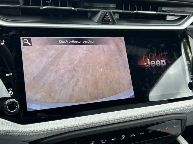 2026 Jeep Cherokee Laredo 4x4