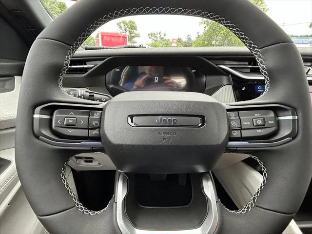 2026 Jeep Cherokee Laredo 4x4