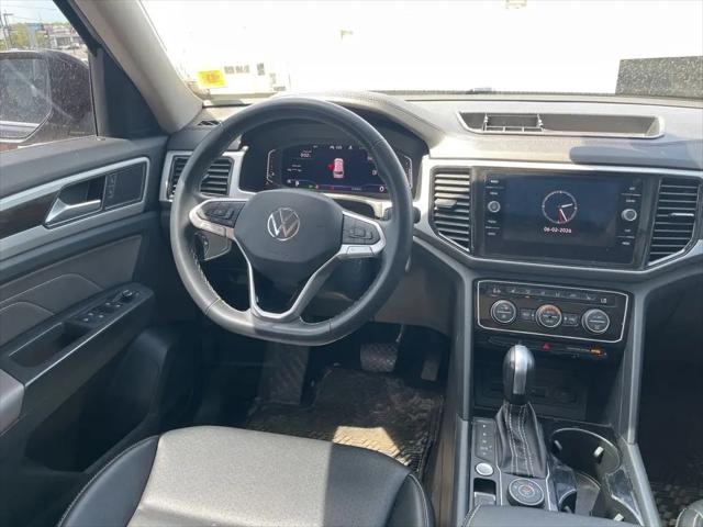2022 Volkswagen Atlas 3.6L V6 SE w/Technology