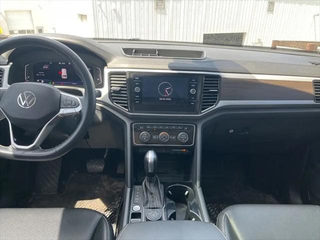 2022 Volkswagen Atlas 3.6L V6 SE w/Technology