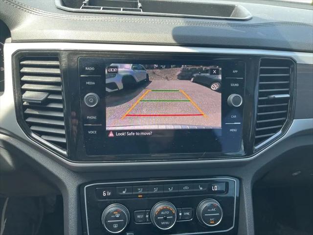 2022 Volkswagen Atlas 3.6L V6 SE w/Technology