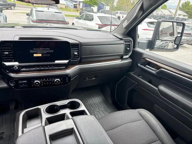 2024 GMC Sierra 2500HD 4WD Crew Cab Standard Bed SLE