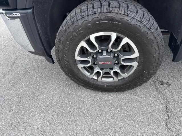 2024 GMC Sierra 2500HD 4WD Crew Cab Standard Bed SLE