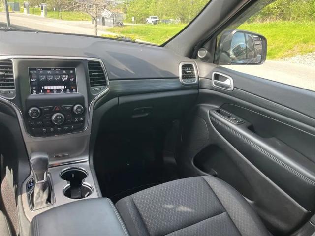 2019 Jeep Grand Cherokee Laredo E 4x4